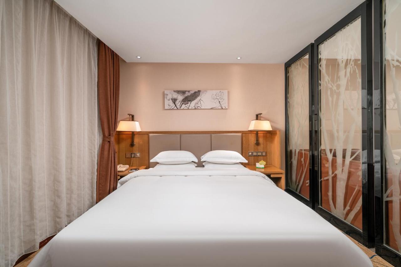 Guangzhou Boyi Hotel Экстерьер фото
