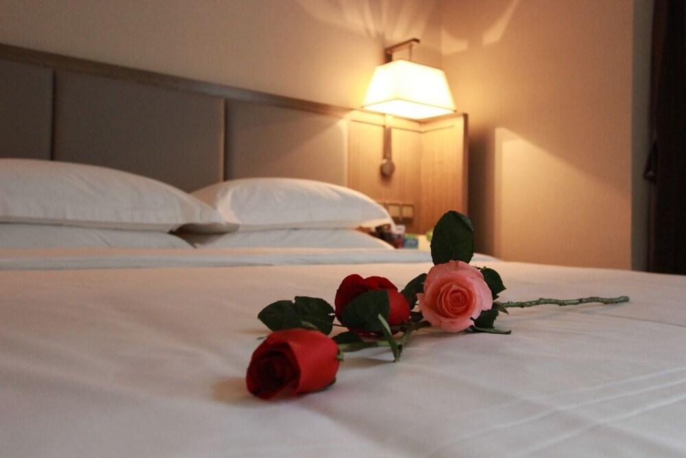 Guangzhou Boyi Hotel Экстерьер фото